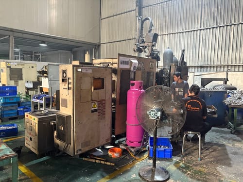 Zinc Die Casting in Vietnam: Hot Chamber Capabilities, Zamak Alloys &amp; Factory Guide (2026)