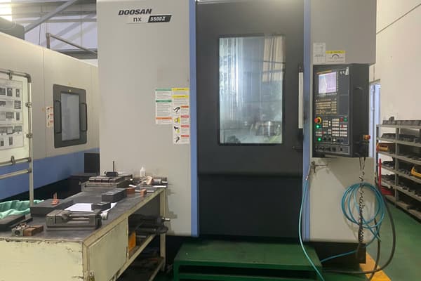 CNC milling machine 1